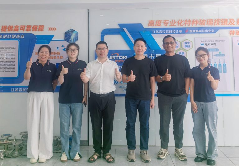 Lumistar Welcomes Indonesian Partner for Factory Visit