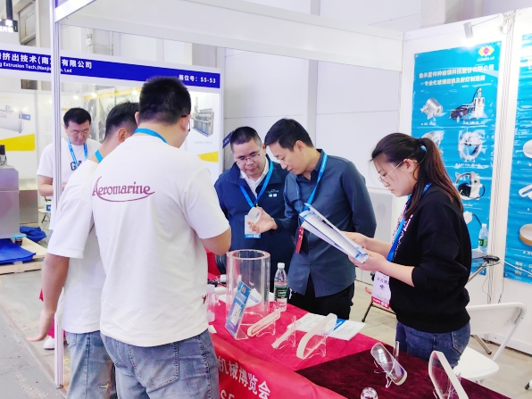 Lumiglas booth at 67th Qingdao Pharmaceutical Expo